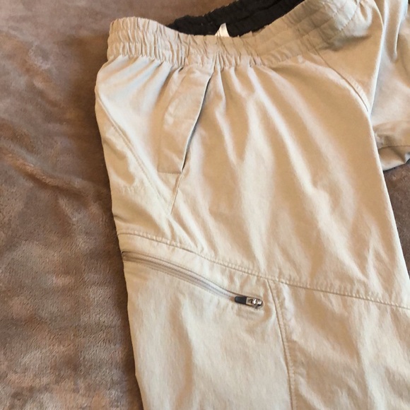 The north Face women’s pants - Picture 4 of 10